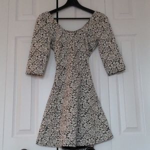 Hollister Black and White Quarter Sleeve Floral Dress